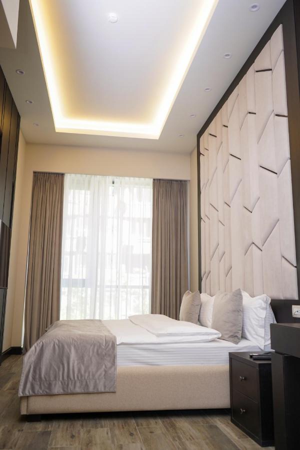 Soho Apart Hotel 耶烈万 外观 照片