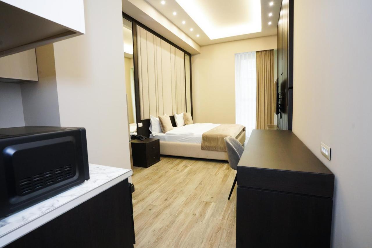 Soho Apart Hotel 耶烈万 外观 照片